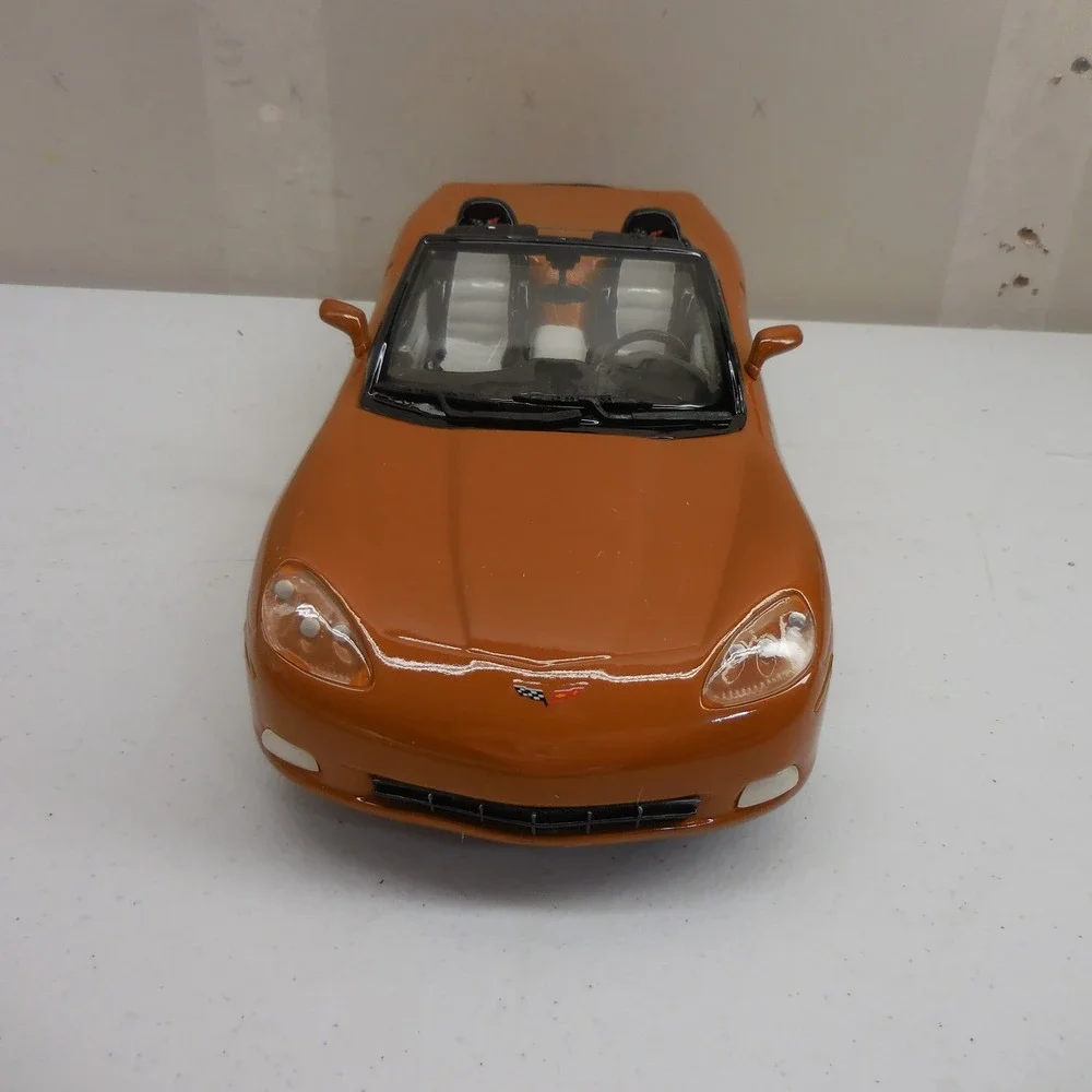 2008 Chevrolet‎ Corvette C6 Convertible Porcelain Decanter Orange IAJBBSC 2010